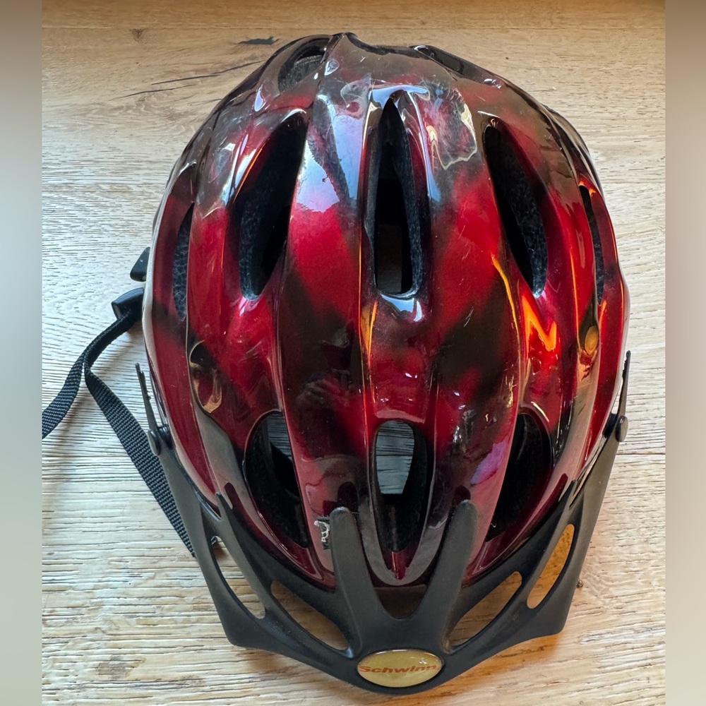 Schwinn Thrasher Bike helmet Youth 5-9 Price Firm!